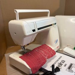 Elna 6001 Decorator’s Touch Computerized Sewing Machine – Tested