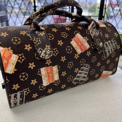 Beautiful Purse Bluetooth Speaker comes with the box and cable