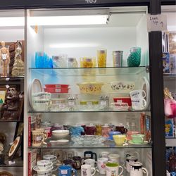 Pyrex And Starbucks Merchandise Got Sale Starting $4.95 And Up 