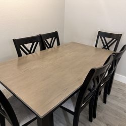 Dining room table