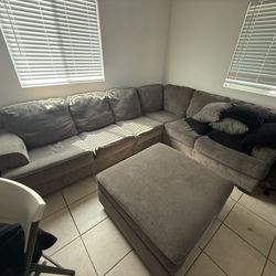 Sectional couch