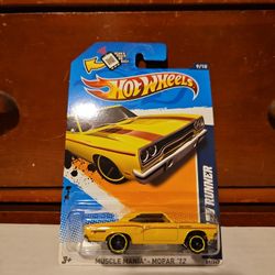 2012 Hot Wheels Muscle Mania 1970 Plymouth Roadrunner 