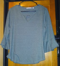 Women's Notations Top Blouse  Keyhole With Metal Accent Bell Sleeves Size PL