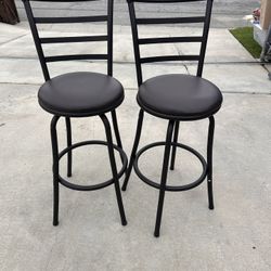 2 Barstools for $20
