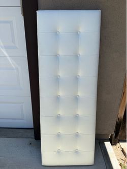 Tufted Faux Leather Headboard (Queen)