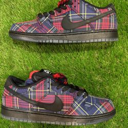 Nike SB Dunk Low Nardwuar