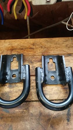 Tow hooks