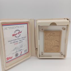 Steve Yzerman Bronze Mint Card – Limited Edition 0305/2500