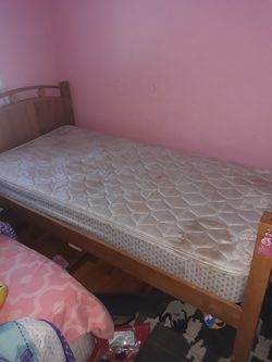 Twin bed frame very good condition