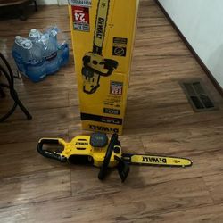 Dewalt Chainsaw 
