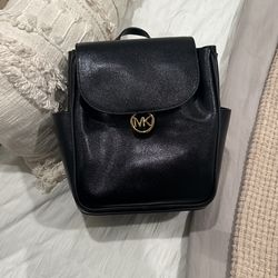 Michael kors back bag 
