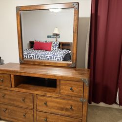 Dresser/Mirror & Double Bed With Storage Beneath 