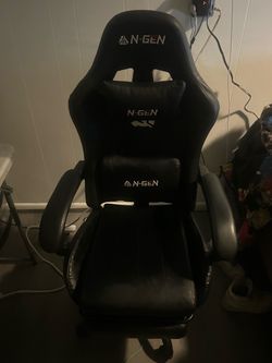 Gaming Chair(WITH LEG REST)