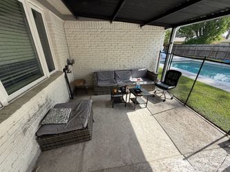 Outdoor Wicker Patio Furniture Set