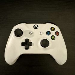 XBOX WHITE CONTROLLER