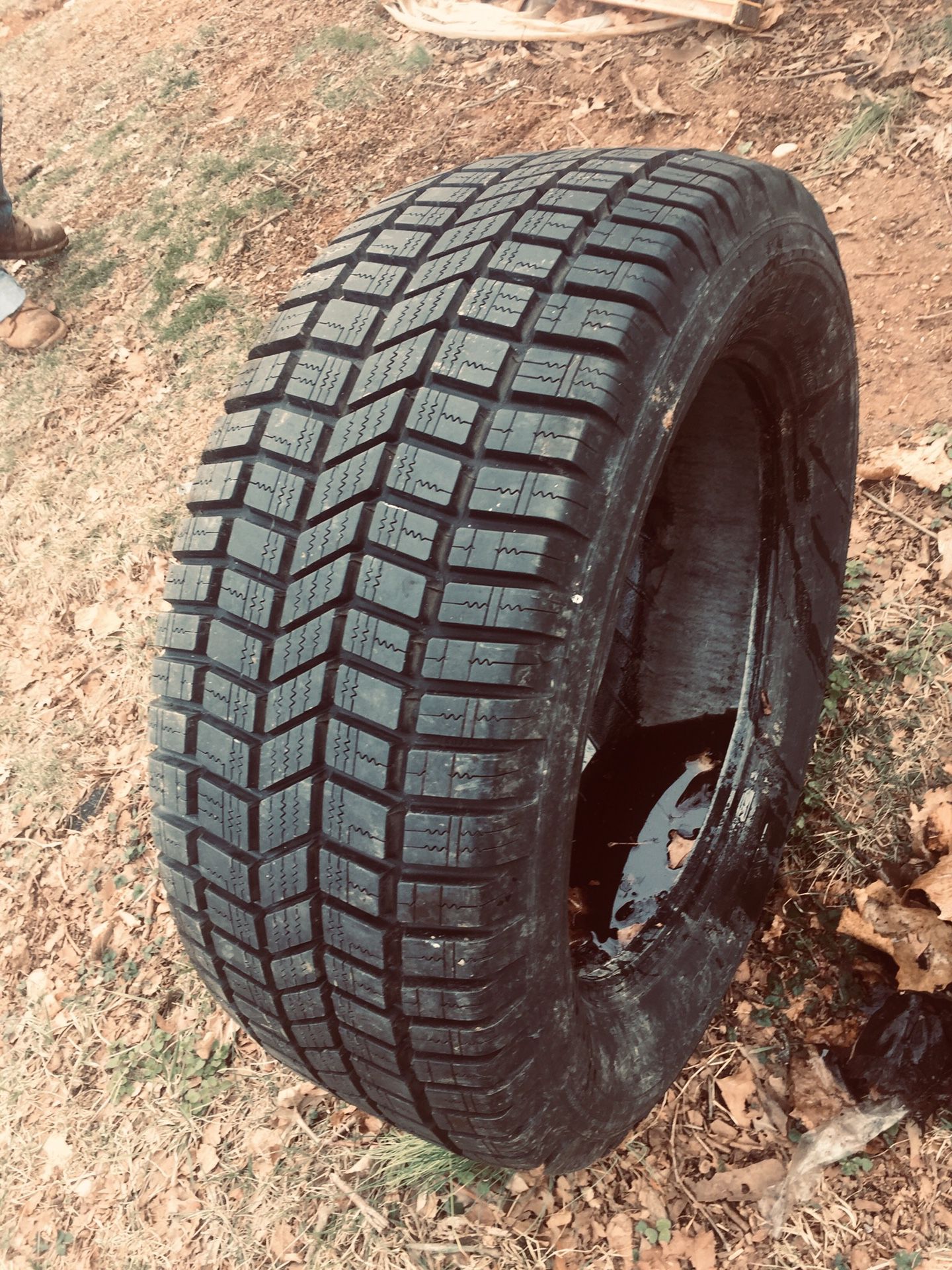 Single new tire 255/55/18