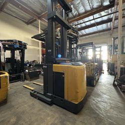 Raymond Order Picker