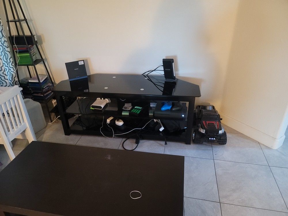 Black Glass TV Stand