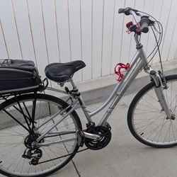 Women's Raleigh Route 3.0
