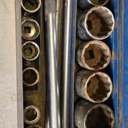 22 PIECE SOCKET SET