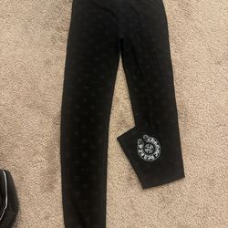 Black chrome heart leggings brand new with chrome heart logo size s