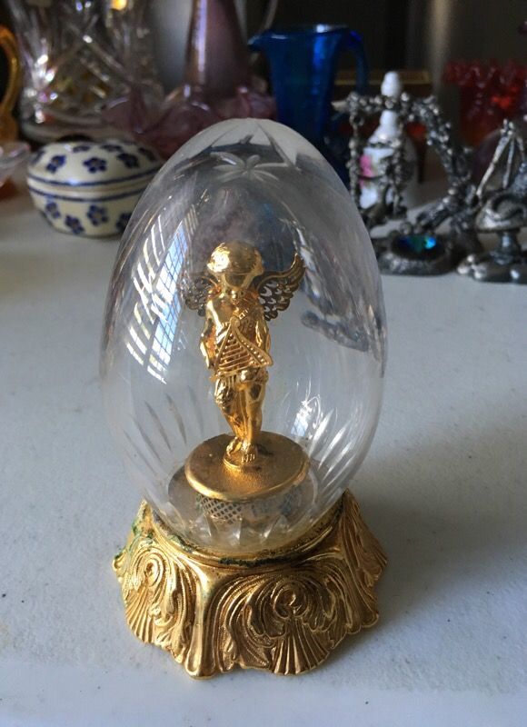 Lennox Treasured Crystal Angel Egg Christmas Gold Tone