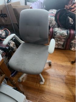 Desk chair