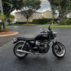 2010 Triumph Bonneville