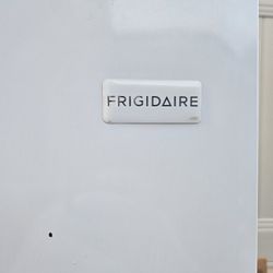 FRIGIDAIRE FREEZER