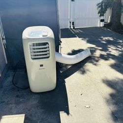 Hisense Portable Air Conditioner – 6500 BTU