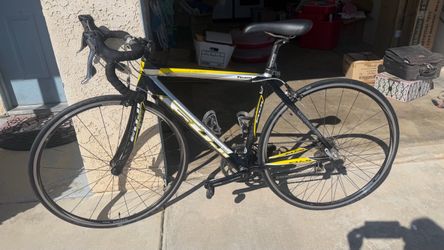 Fuji Team Carbon Road Bike
