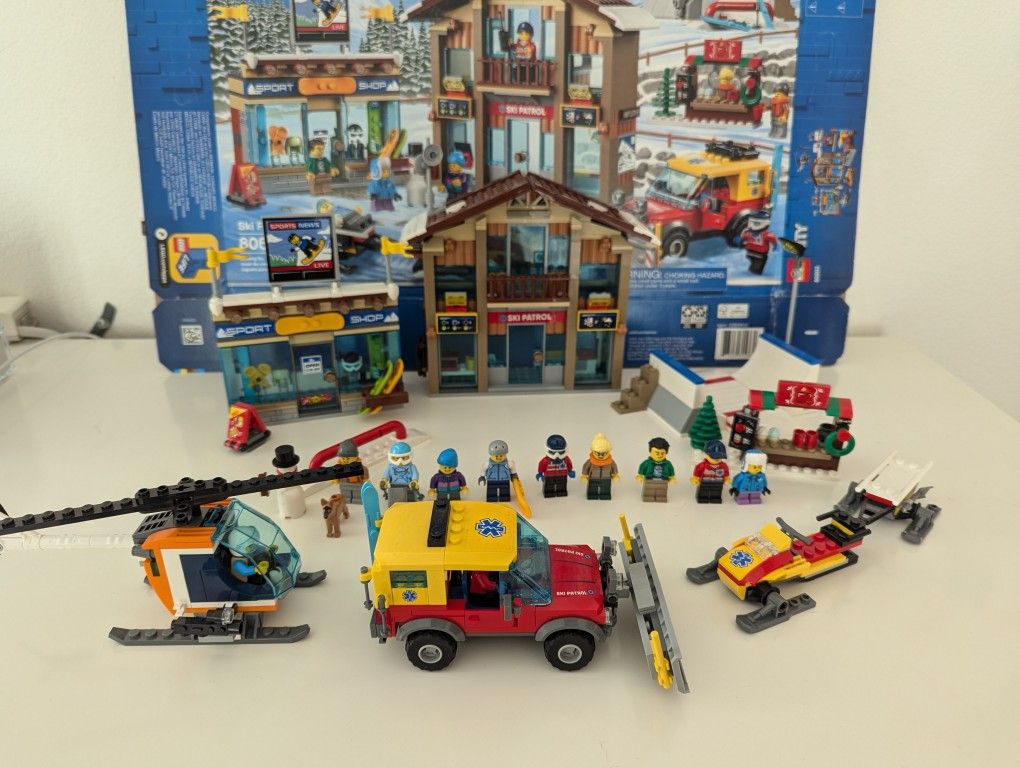 Lego City Retired Ski Resort 60203 Complete