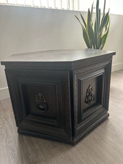 Coffee Table / Side table - Brown wood