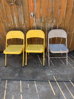 3 metal foldable chairs