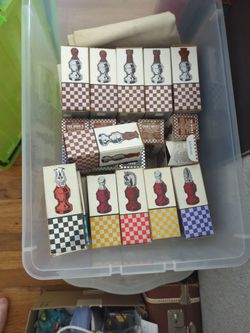 Vintage Avon Cologne chess set