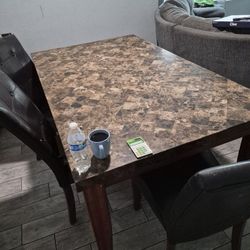 Free Table