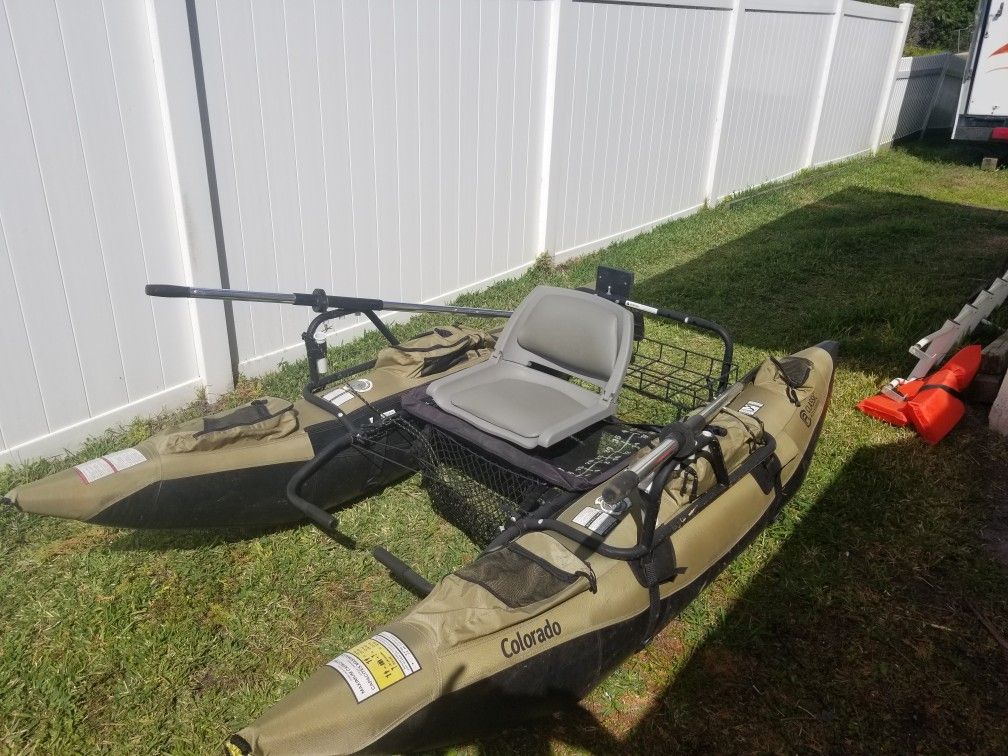 Pontoon  Boat With Motor