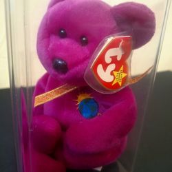 TY BEANIE BABY "MILLENNIUM" BEAR WITH TAG ERROR "MILLENIUM" - 1999 HOLOGRAM TAG 