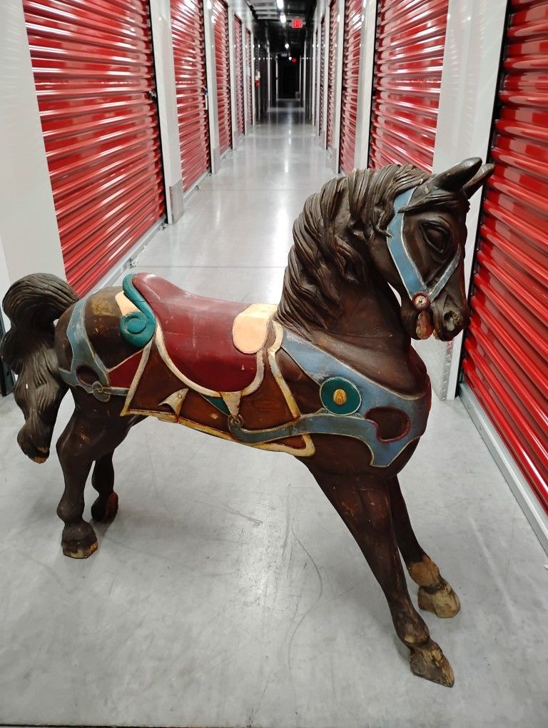 Antique Horse Veryold