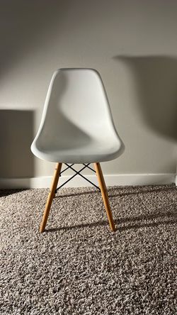 Eames-Style DSW Side Chair White