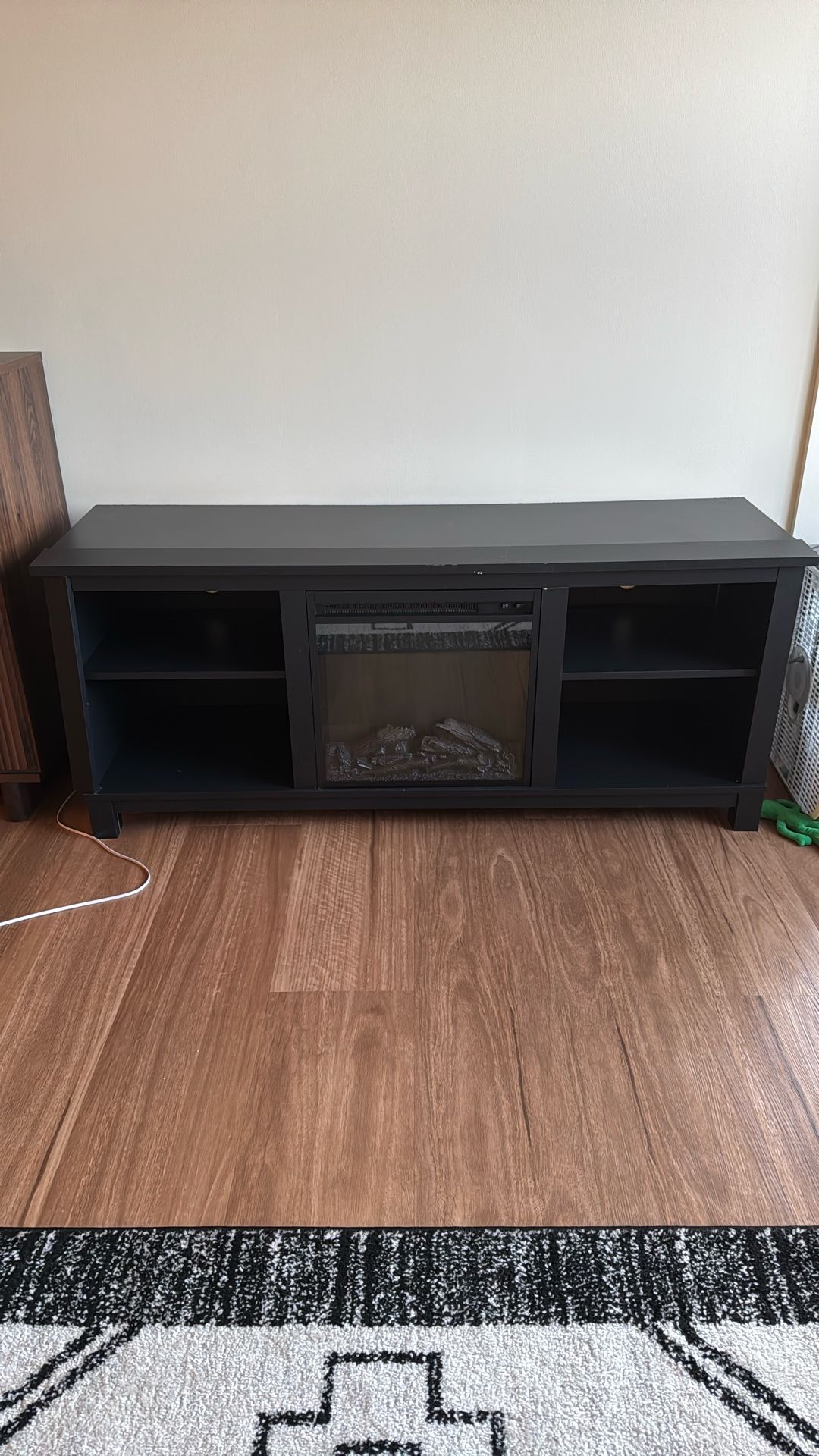 Free TV Stand