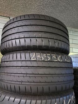 235-30-20:2 Michelin Pilot Sport 4S 95%
