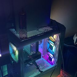 Gaming Pc Fully Built Looking To Sell!!