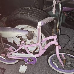 Schwinn Bloom 16-in. Kid's Girls Bike Color Pink
