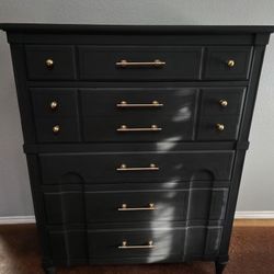 Black 5 Drawer Dresser