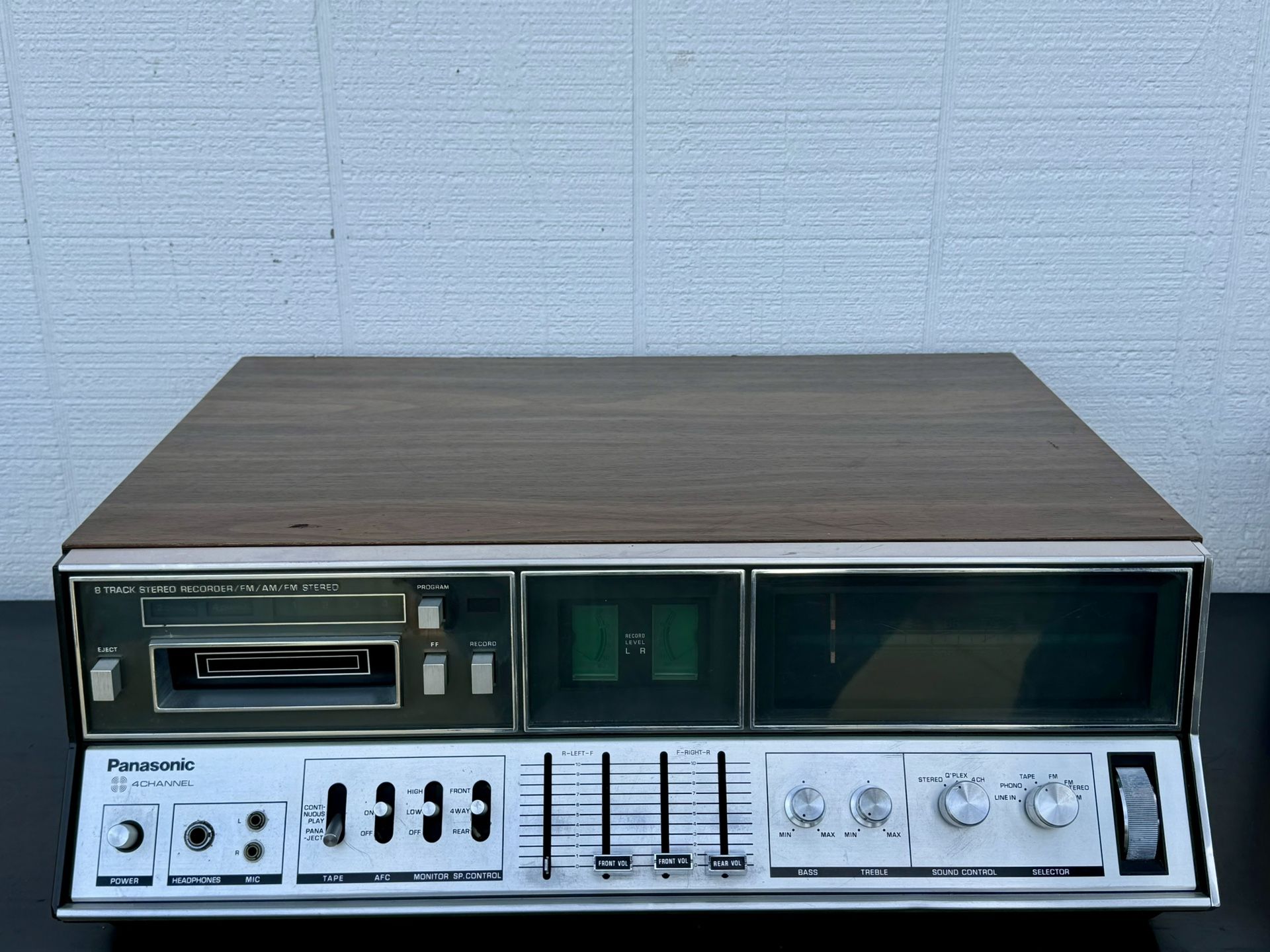Rare!! Panasonic RS-864S 4 Channel Receiver FM/AM Stereo 8 Track Player (Professionally Serviced).
