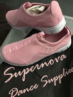 Crown Kicks 