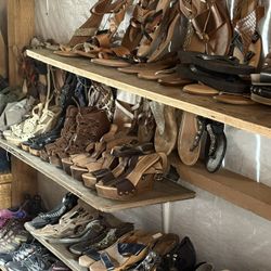 HUGE CLOTHING, SHOE & YARD PLANT SALE  Starts May 18thNoon-6 Pm. Appt OnlyHUGE CLOTHING & SHOE & ACCESSORY SALE. AND OVER 100 Yard Plants!