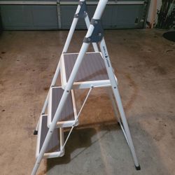 Step Ladder 