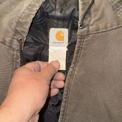 Cargarte two jackets vintage 175  or best offer for both of them. Very nice jackets.